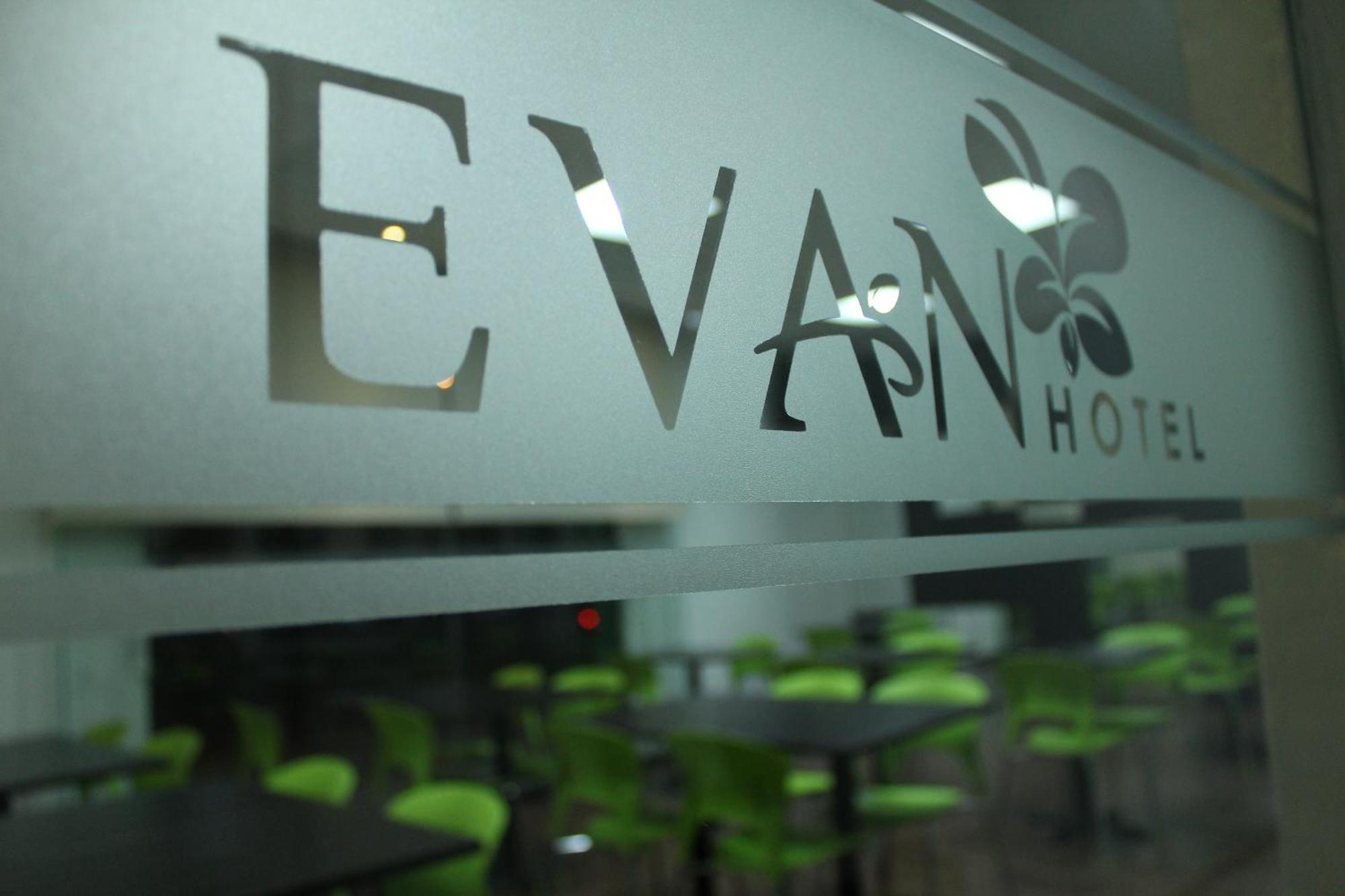 Evan Hotel - Non Smoking Jambi Exterior photo